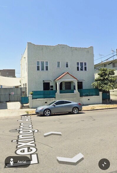 Building Photo - 4760 1/2 Lexington Ave