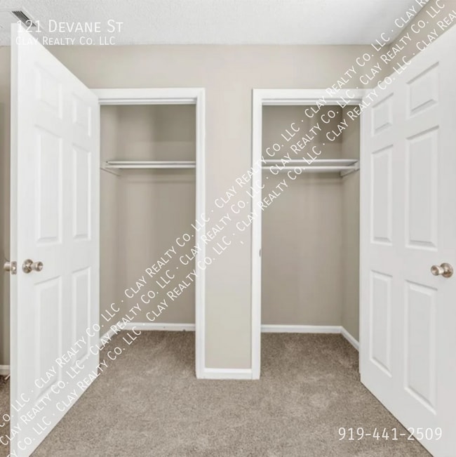 Building Photo - 121 Devane St