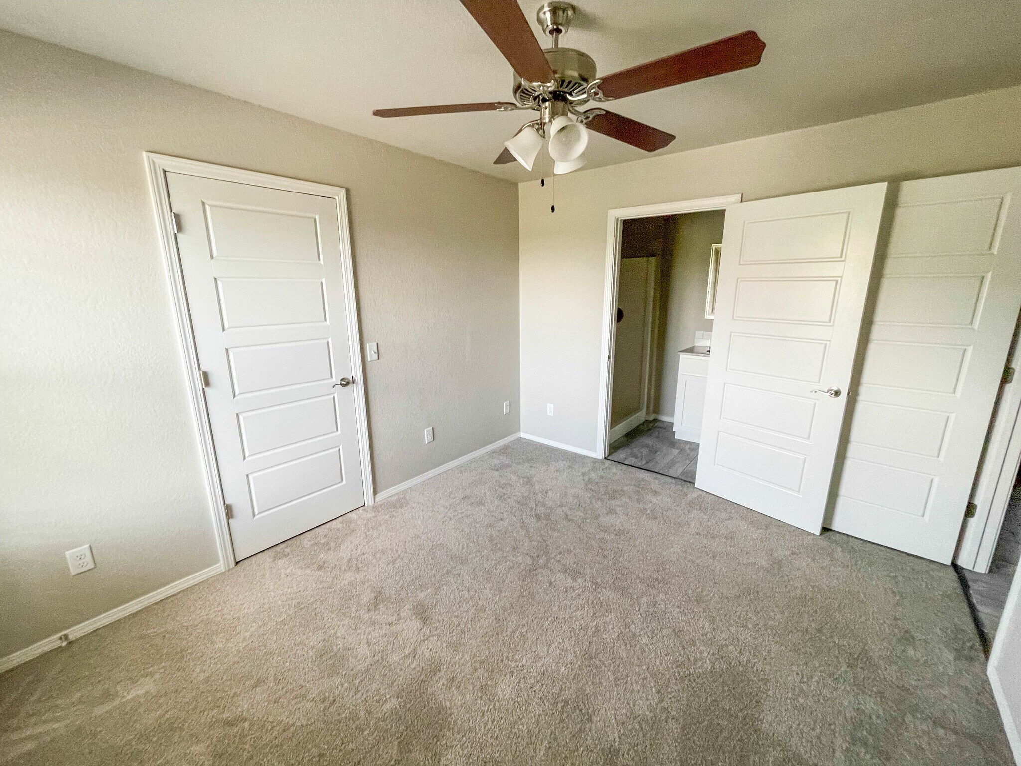 Building Photo - 4175 W Santa Maria Ln