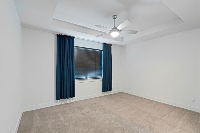 Building Photo - 1241 Summerbrooke Cir