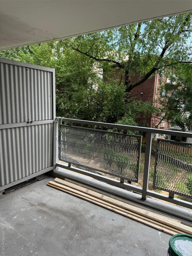 Building Photo - 61-45 98th St