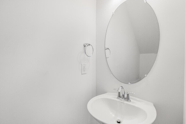 Building Photo - 747 Hadstock Path