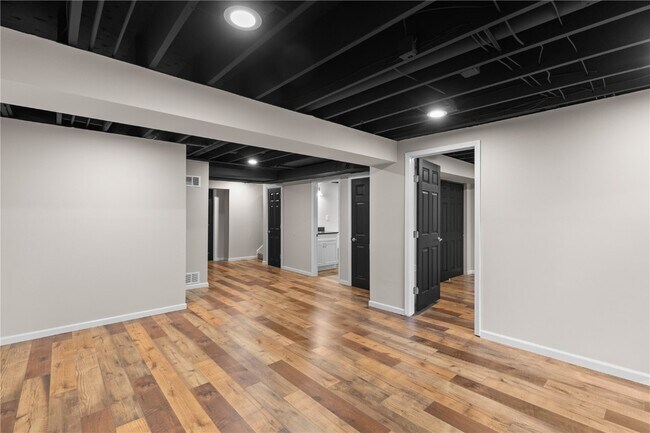 Building Photo - 178 Cascade Cir Dr