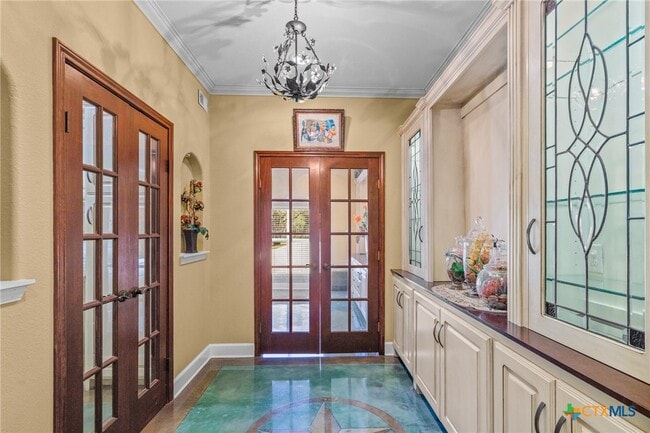 Building Photo - 130 Post Oak Cir