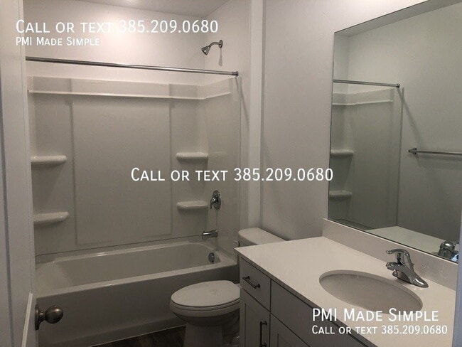 Building Photo - 970 W Broadleaf Dr