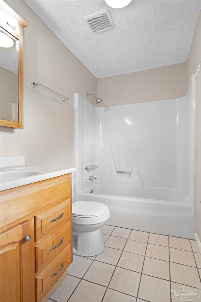 Building Photo - 8137 Imperial Dr