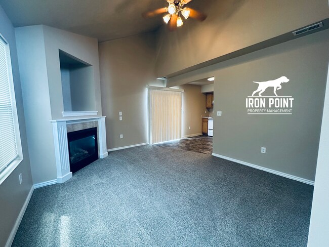 Building Photo - ELD4005