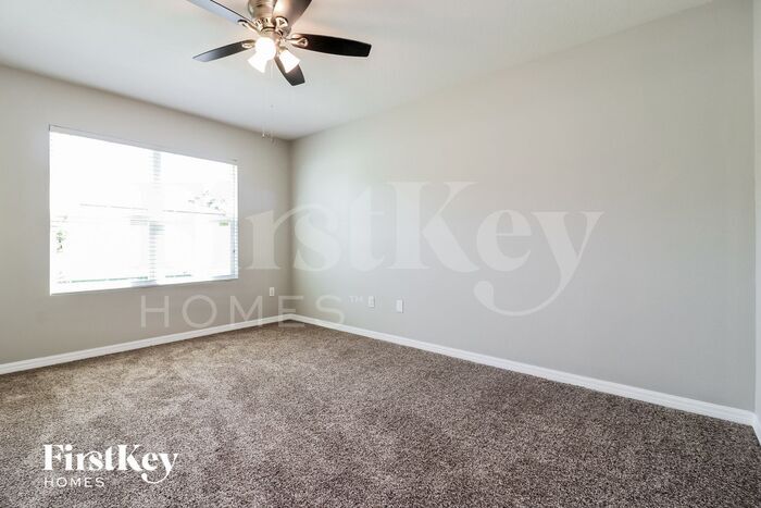 Building Photo - 36048 Carriage Pine Ct