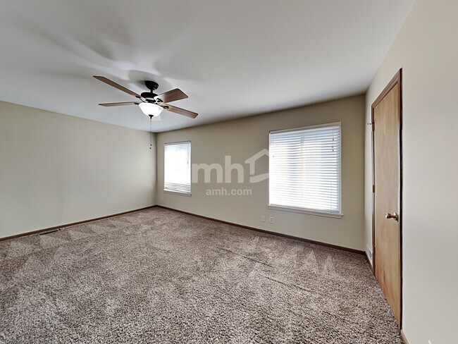 Building Photo - 20921 W Barrington Ln