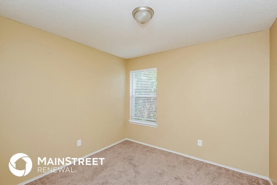 Building Photo - 6209 Brookfall Dr