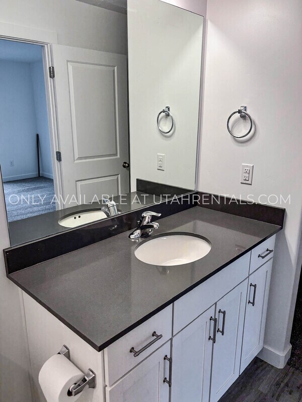 Building Photo - 3741 W 860 N