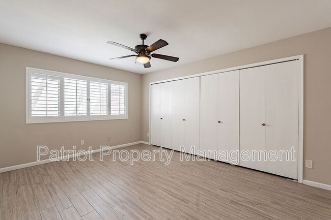Building Photo - 5658 N 78th Way