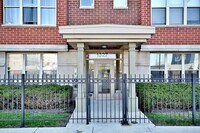 Building Photo - 1327 N Halsted St