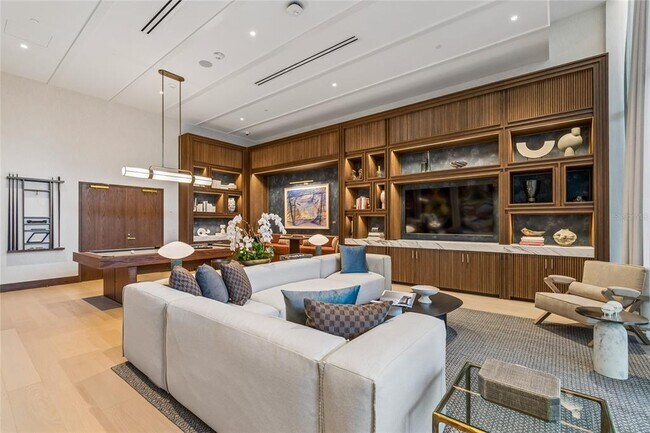 Building Photo - 3015 S Ysabella Ave