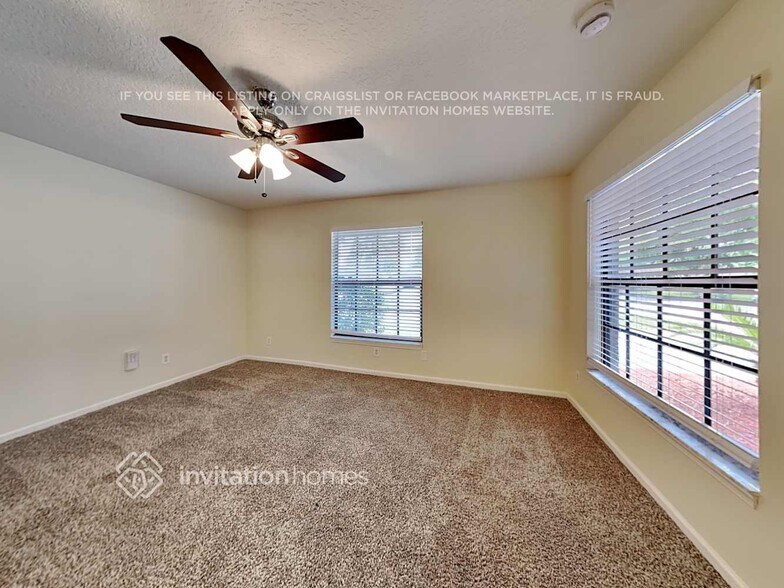 Building Photo - 147 Heron Pkwy