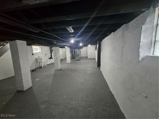 Building Photo - 2294 E 100th St