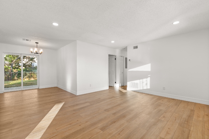 Building Photo - 5688 Cardinal Guard Ave