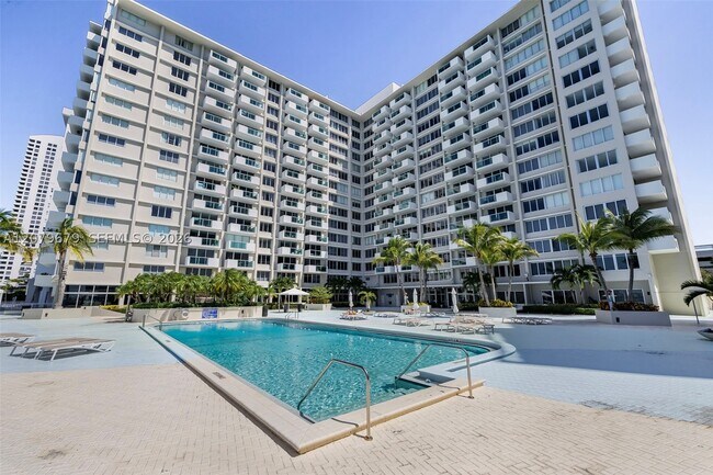 Building Photo - 1200 West Dr