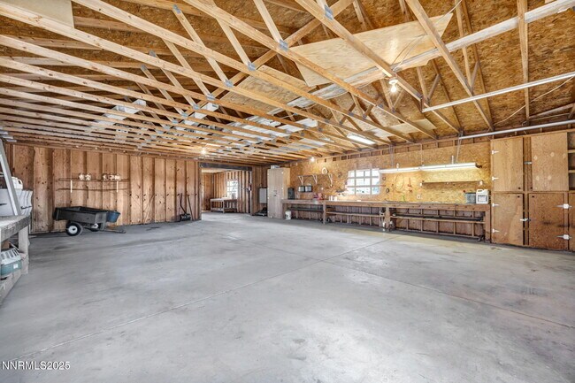 Building Photo - 430 Calle De La Plata