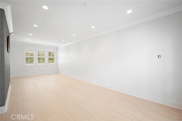 Building Photo - 465 E Magnolia Blvd