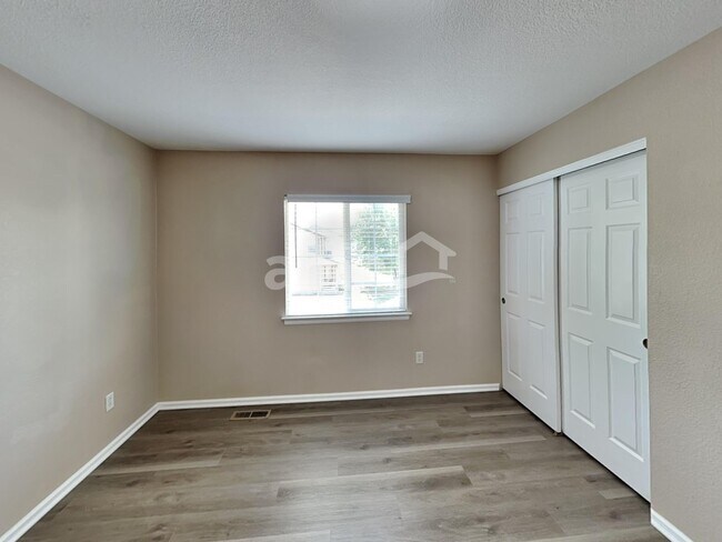 Building Photo - 5384 S Tibet St