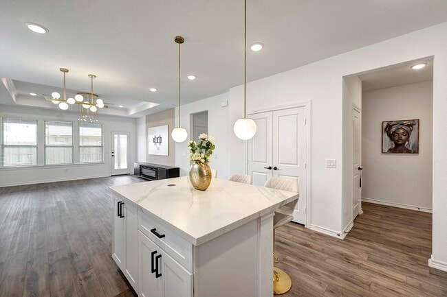 Building Photo - 1413 Grass Bnd Dr