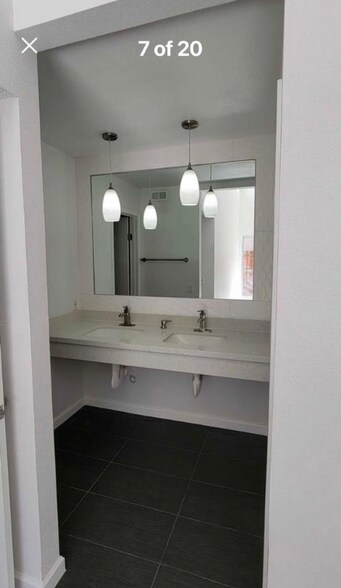 Building Photo - 32900 Cathedral Canyon Dr