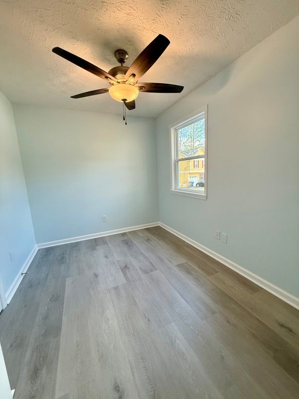 Building Photo - 5075 Forest Downs Ln