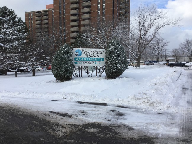 Building Photo - Riverview Manor Apartments