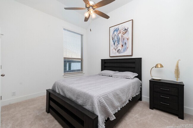 Building Photo - 12231 Old Gage Rnch