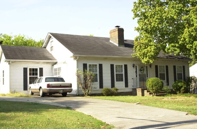 Primary Photo - BEAUTIFUL SINGLE FAMILY HOME