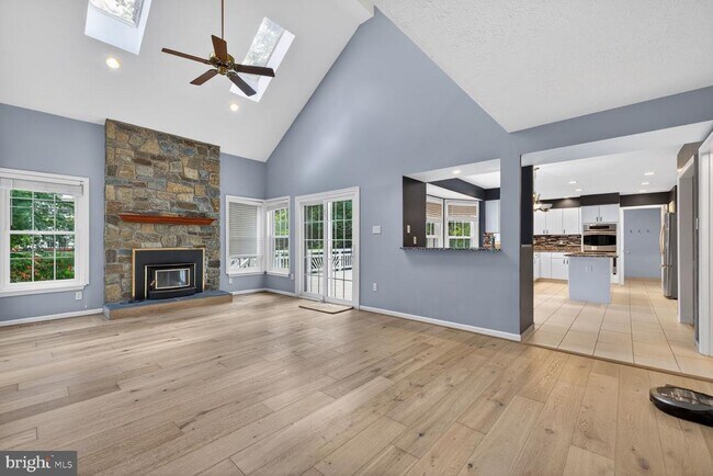 Building Photo - 12320 Pissaro Dr