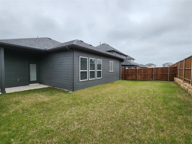 Building Photo - 724 Fencerow Trl