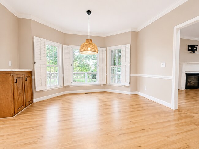 Building Photo - 202 Mallowrose Ln