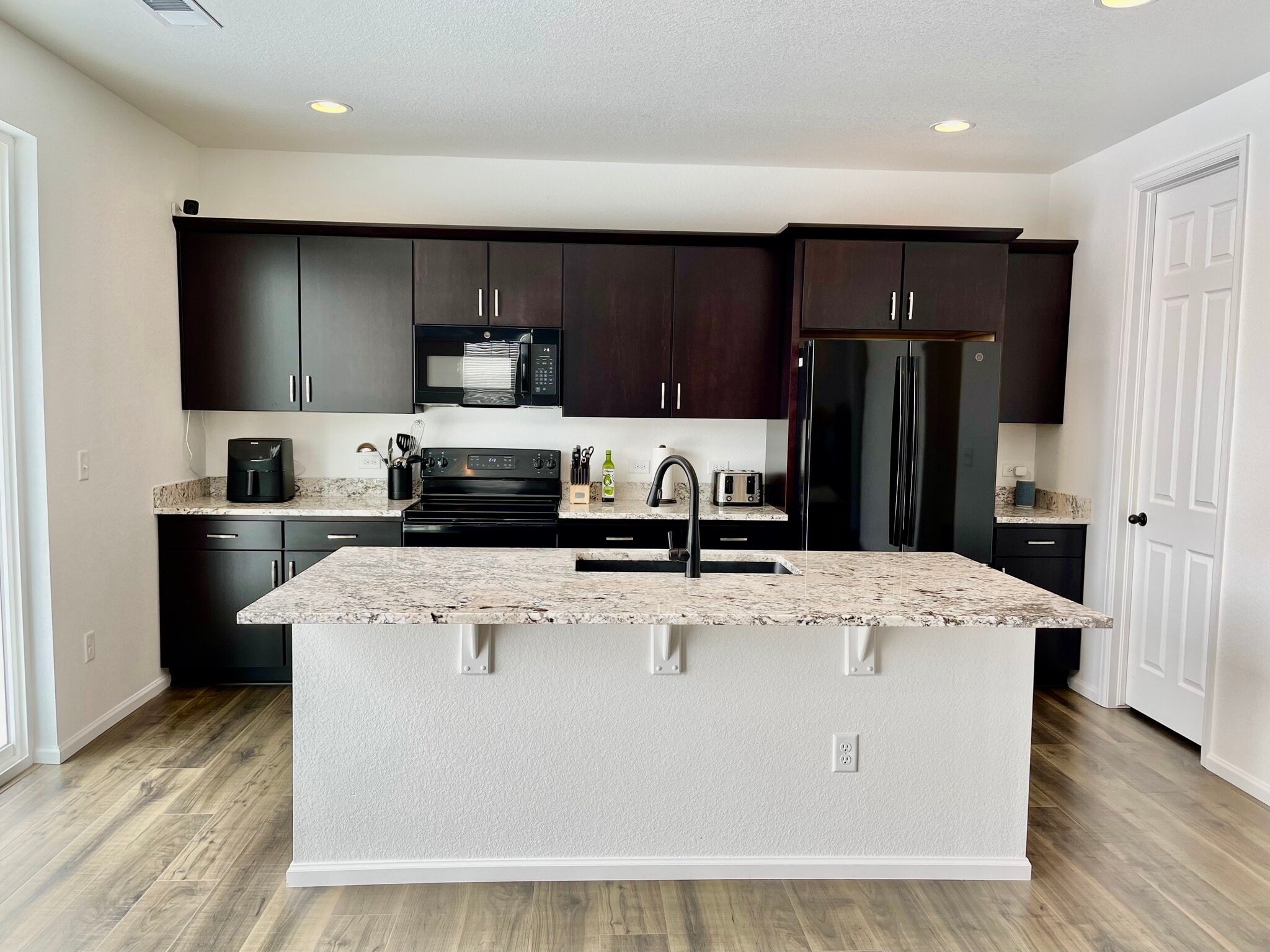 Building Photo - 42 S Uriah St