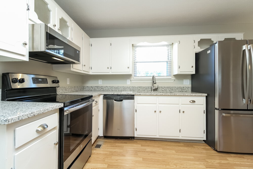 Building Photo - 1506 Ashlawn Dr