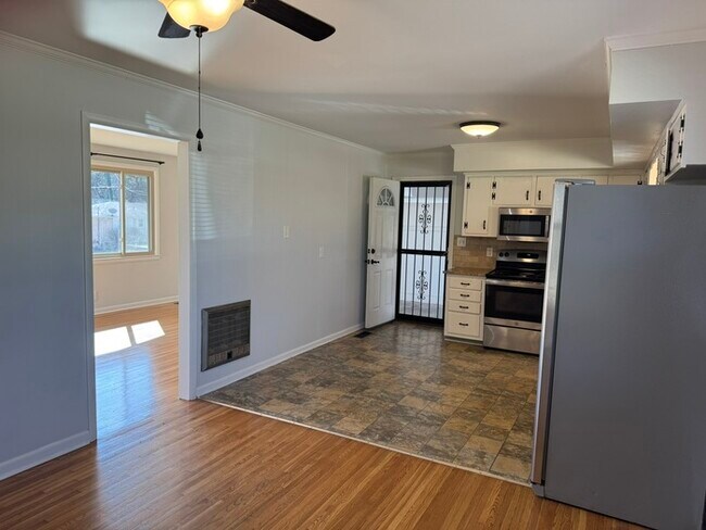 Building Photo - 3830 Bonnacreek Dr