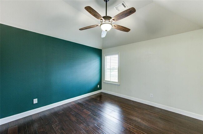 Building Photo - 27818 Pinpoint Crossing Dr