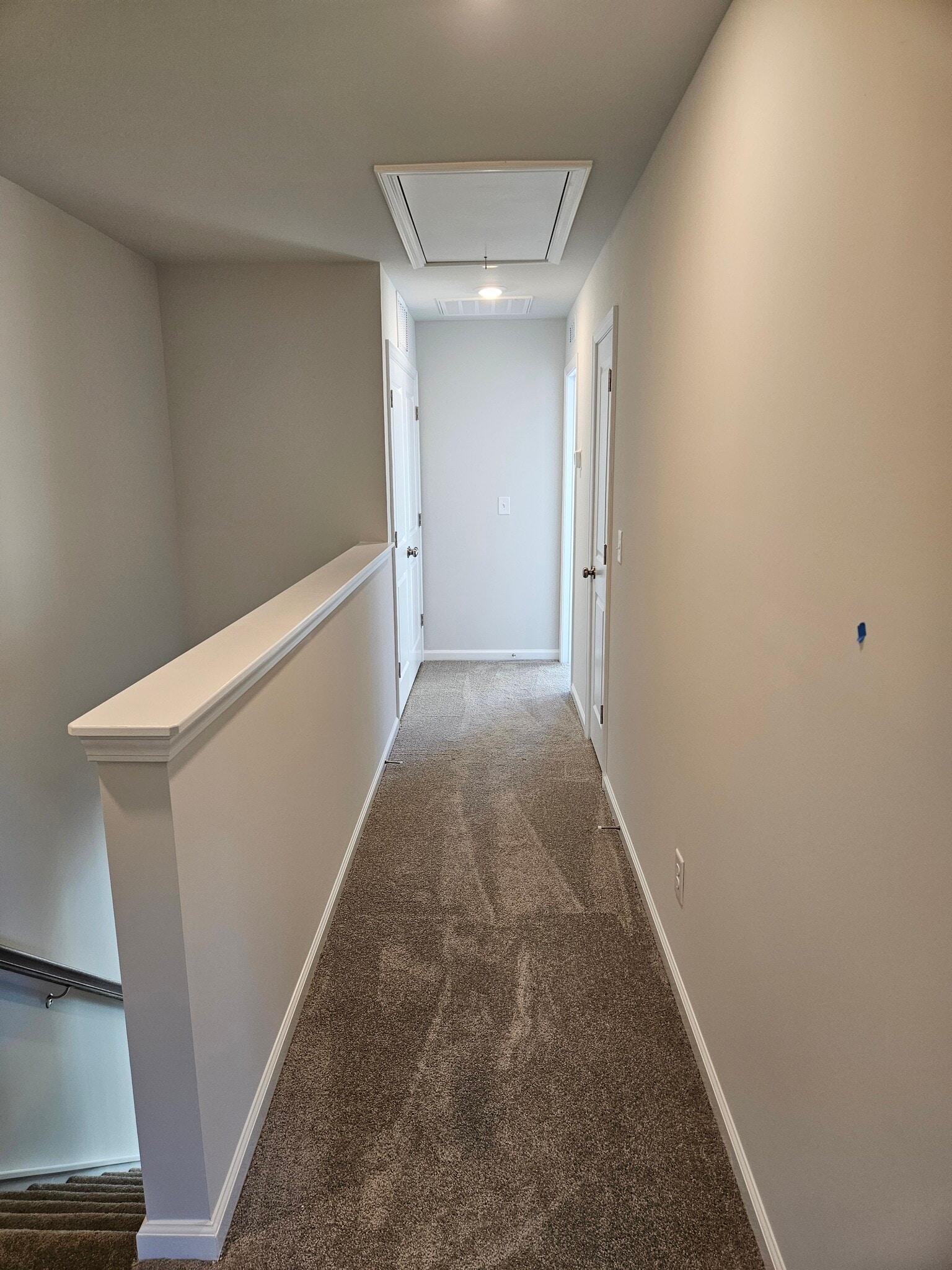 Building Photo - 530 Light Oak Way