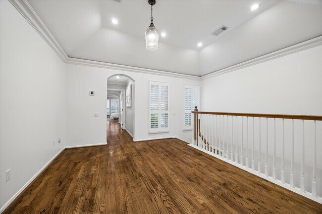 Building Photo - 2703 Westgate Dr