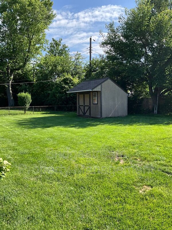 Building Photo - 4320 Maxlin Rd