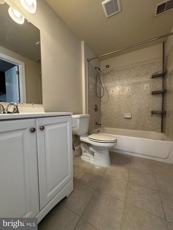 Building Photo - 4925 Cahoon Ct