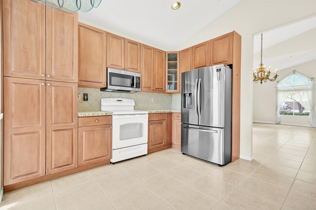 Building Photo - 6404 C Durham Dr