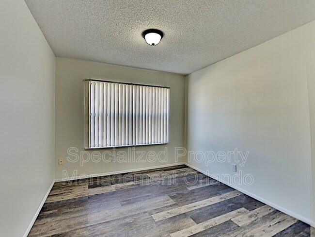 Building Photo - 3235 Vishaal Dr