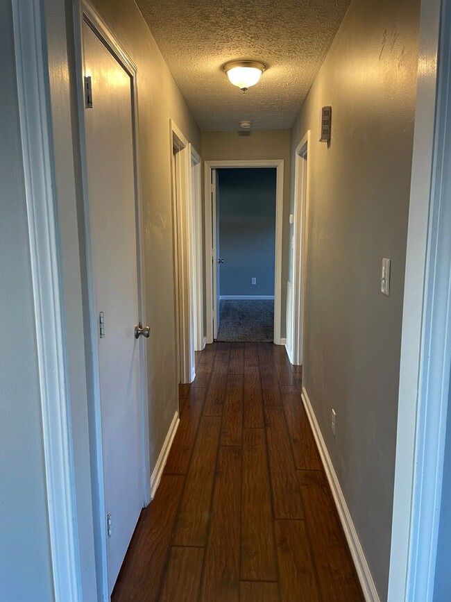 Building Photo - 211 Atlantis Way