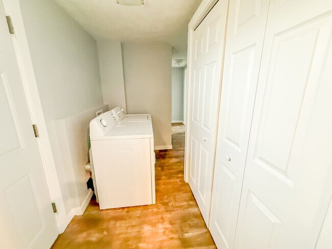 Building Photo - Cozy Single-Family Home with large yard in Caldwell