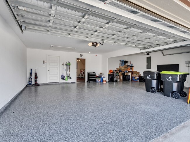 Building Photo - 5422 Farm Hill Way