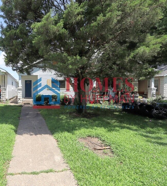 Building Photo - Two Bedroom House | Two Bathrooms