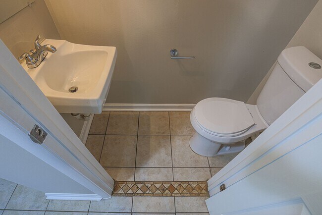 Building Photo - 2509 Merrick Ct