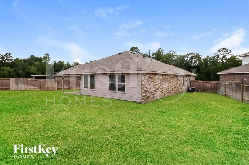 Building Photo - 14703 Night Violet Ct